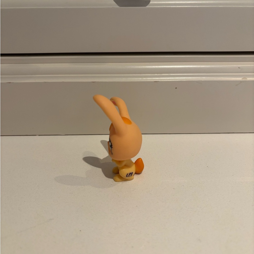 Littlest Pet Shop Rabbit - Picture 4 of 5